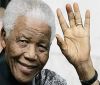 Линейката на Нелсън Мандела се счупила и го оставила на студа
