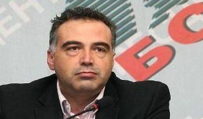 Със 165 делегатски гласа За оставката на Корнелия Нинова беше