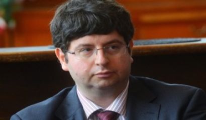 Продължаваме да доставяме руски газ но чрез посредници и на