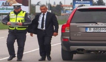 Община Девня настоява бившият кмет Атанас Кузев да върне на