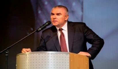 8222 Аз съм изобличавал много по изтънчени политически измамници от Каракачанов които