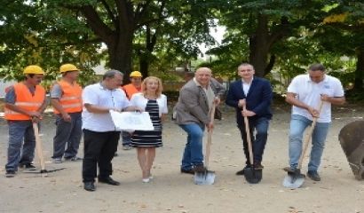 Министърът на младежта и спорта Красен Кралев кметът на Варна