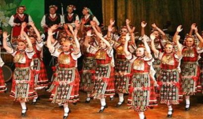 Трите най големи български фолклорни състава – емблеми в музикалното и