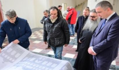 Кметът Иван Портних и Варненският и Великопреславски митрополит Йоан направиха