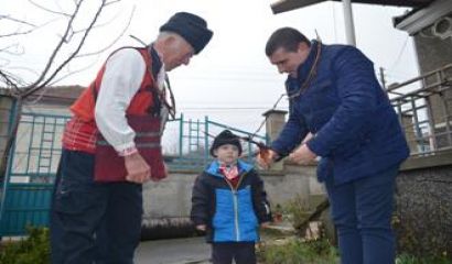 Верни на българщината и напук на лошото време девненци отбелязаха