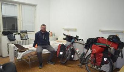 25 годишен французин тръгнал на пътешествие из Европа с велосипеда си