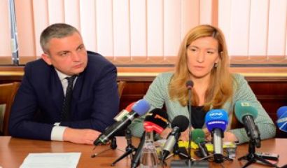 От началото на годината до края на месец април броят