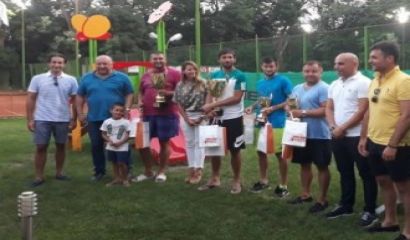 Завърши 18 ото издание на силния турнир по тенис 8222 Про Ам професоналинст аматьор