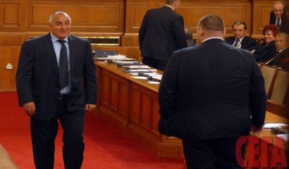 ПП ДБ води на ГЕРБ СДС с половин процент съобщи Маркет линкс