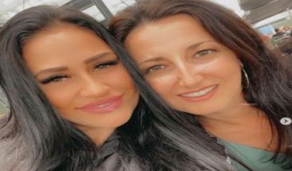 На снимката Мани с майка си
Приключи и поредната оспорвана битка