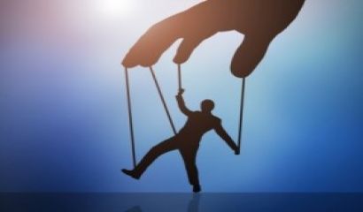 Започвам следващите редове със смесени чувства Израснала съм в семейство