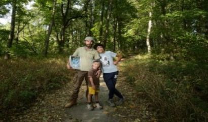 Гората на Боряна се намира северно по поречието на Енинска