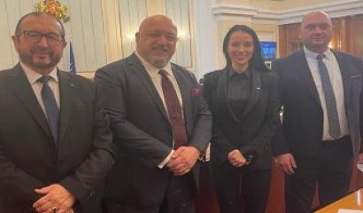 За 2 години или за изтекъл половин мандат бяха блокирани