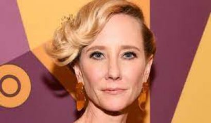 Американската актриса Ан Хечи почина седмица след като катастрофира с