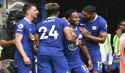 Критиките и подигравките към Челси не спират след като клубът