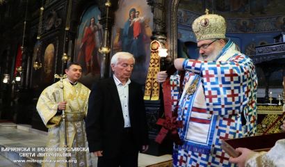 Кметът на Варна Иван Портних присъства на награждаването на археолога