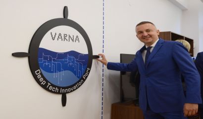 Кметът на Варна Иван Портних участва в церемонията по откриването