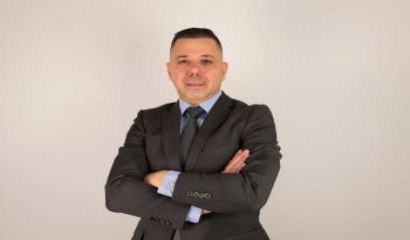 На 7 08 2023 АФЕРА публикува ЕКЗЕМПЛЯР ИЗЖИВЯВАЩ СЕ КАТО СИВ КАРДИНАЛ КАНДИДАТ