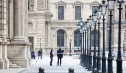 Банда крадци проникнала в неделя сутринта в парижкия музей Лувър