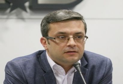 Тома Биков: Радев води скъпа кампания води, а дори няма субсидия!