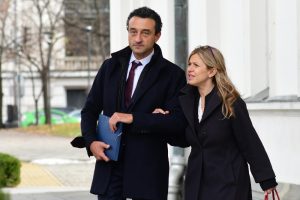 Лорер и Паси, хващайте самолета за Тел Авив и не се връщайте ...