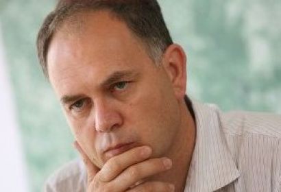 Георги Кадиев: Победата на Илияна Йотова на президентските избори не е сигурна